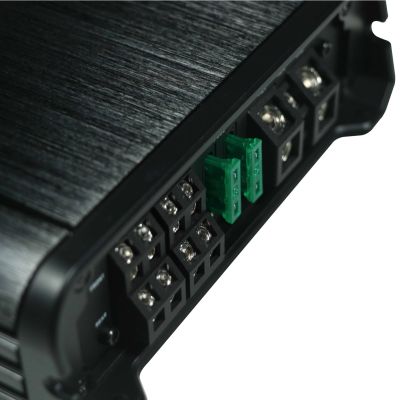 Amplificatoare Phoenix Gold   ZR6004R de clasă D, cu 4 canale și telecomandă de bas