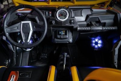 Unitate multimedia Stinger dedicată offroad/ marine Bluetooth, 25 W x 4 (45 W vârf x 4), Redă fișiere MP3/WMA/FLAC, Intrare USB